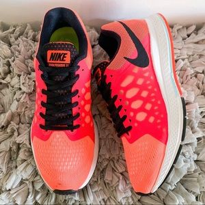 NIKE Zoom Pegasus 31